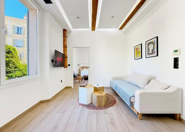 Nova - Near Sea And Beaches *